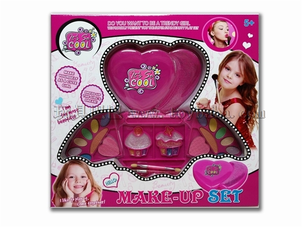 Double heart peach makeup set box
