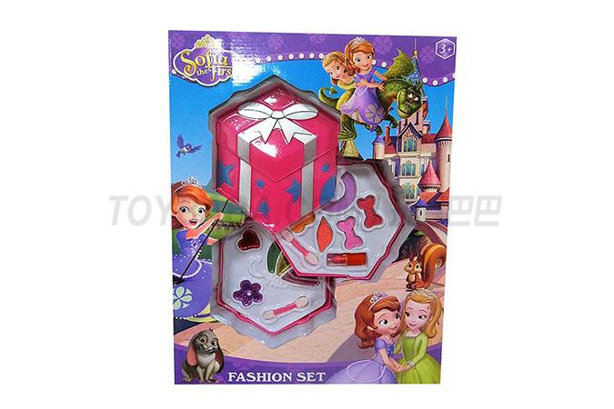 Sophia gift box cosmetics