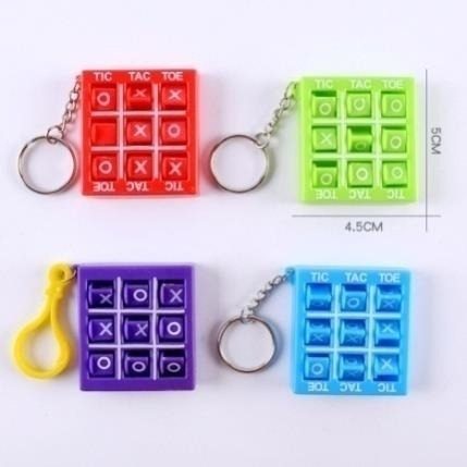 TIC TAC TOE游戏（无带钥匙扣）