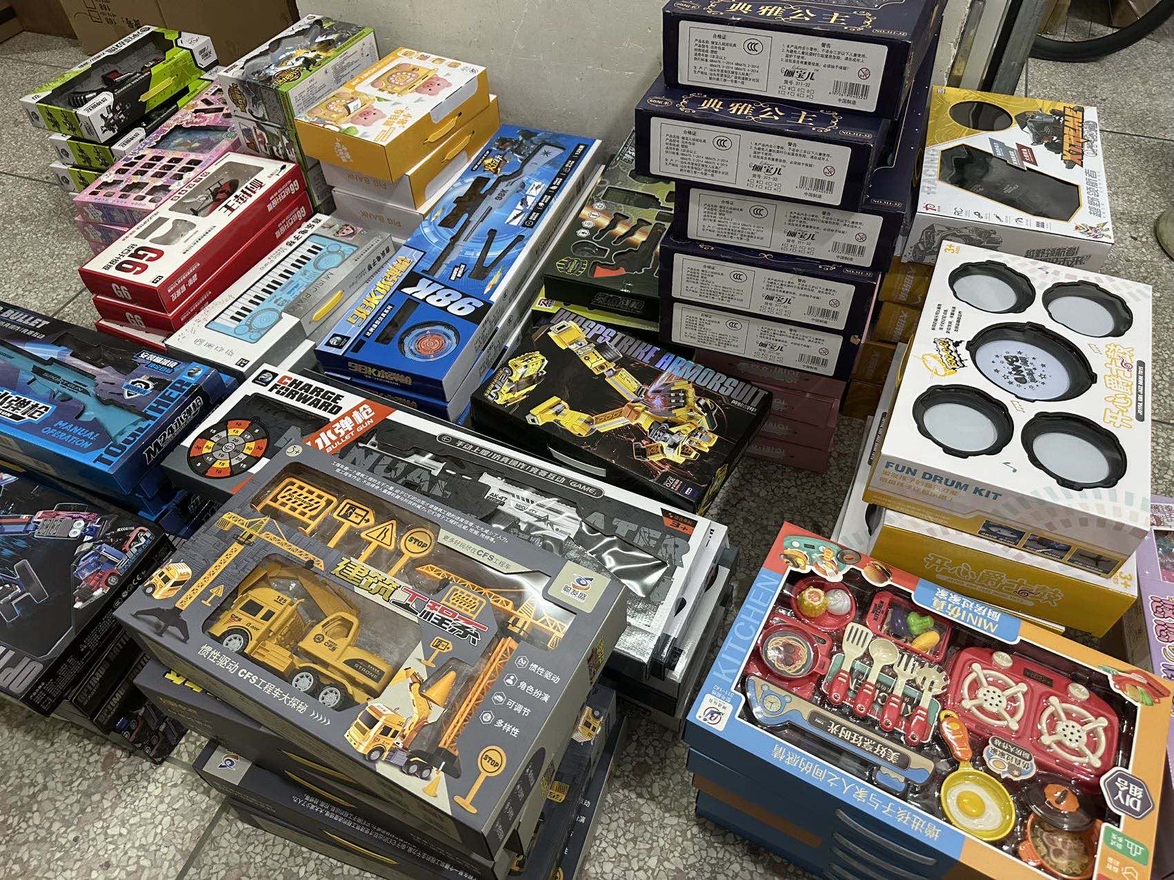 欣乐儿全场39元模式厂家批发精品礼盒玩具混装商场超市地推礼品_XL9999999
