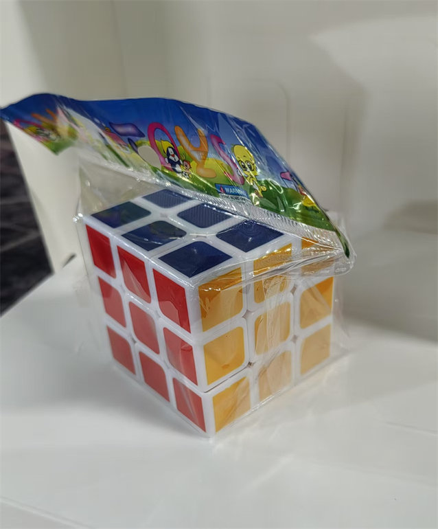 5.2热转印三阶魔方益智玩具