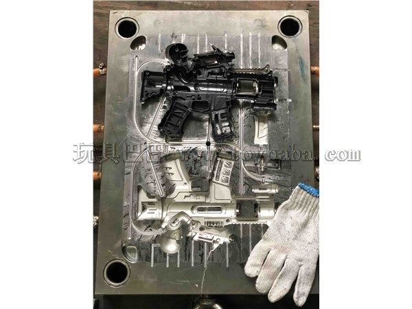 Toy gun mould