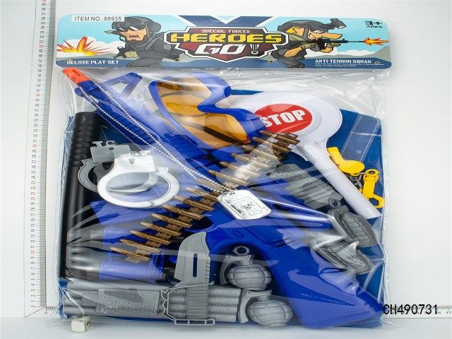 军事警察套装(衣服)