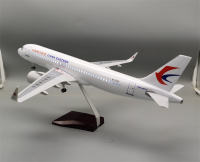 320neo东航飞机模型带灯带轮 航模礼品定制厂家